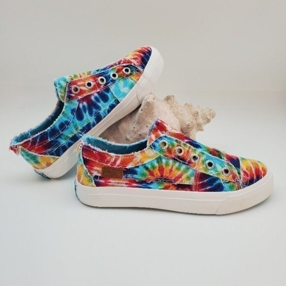 BUY ONE GET ONE FREE Blowfish Play Canvas Slip-On Sneaker Rainbow Tie-Dye - Picture 2 of 4